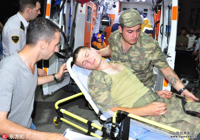 土耳其近590名士兵疑食物中毒 被送往医院救治