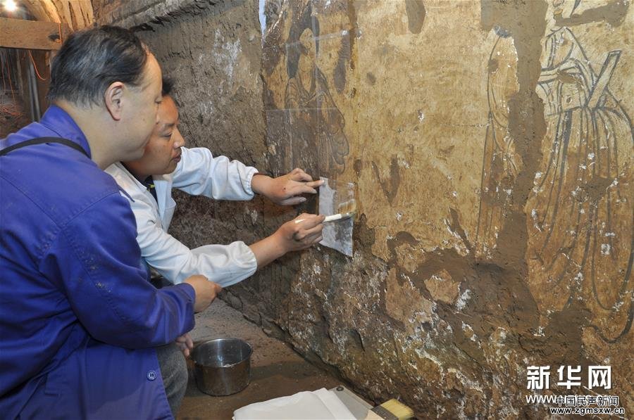 陕西：唐墓壁画修复再现唐代生活